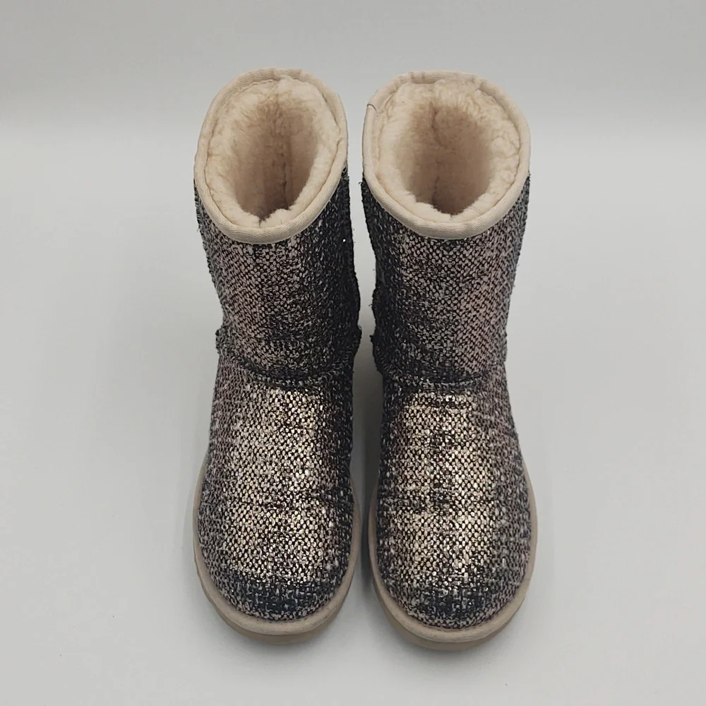 UGG Short Frill Bronze Boots Gorpcore Après Ski Cozy Winter 9